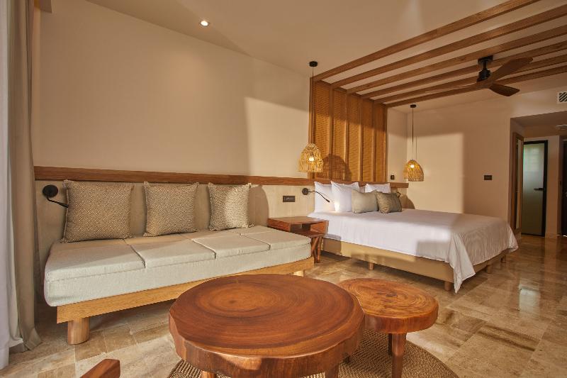 デラックスジュニアスイート, Bahia Principe Luxury Akumal - All Inclusive