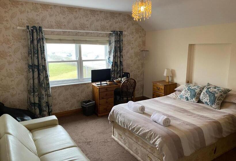 Номер Стандарт Вид на Море, The Duke Of Edinburgh Inn