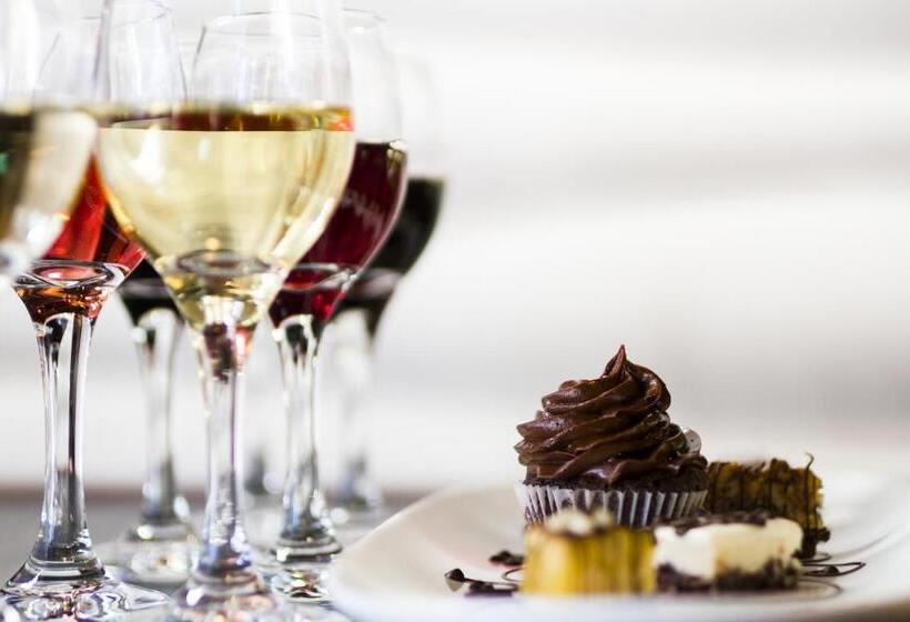 스위트, Elliott House Boutique Inn