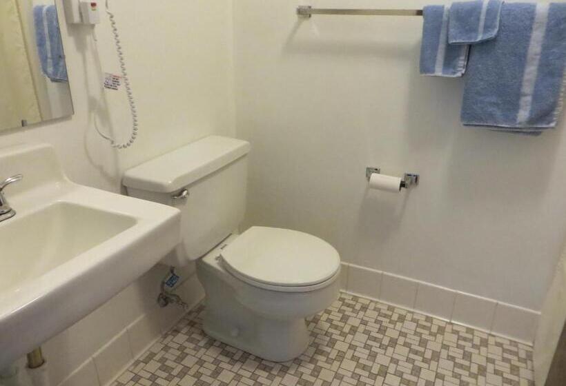 Четырехместный Номер Стандарт, Country Villa Motel