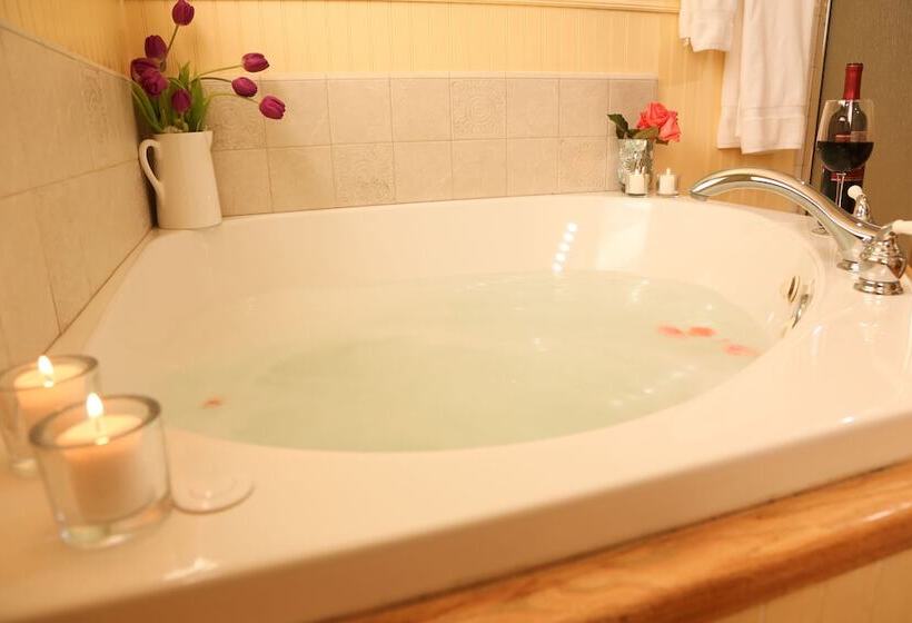 스위트, Elliott House Boutique Inn