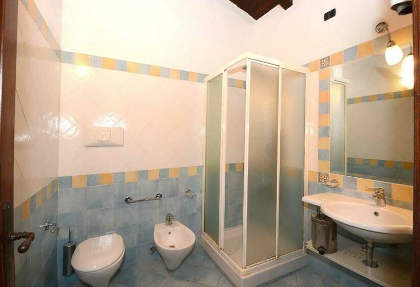 Трехместный Номер Стандарт Вид на Сад, Agriturismo Le Favate