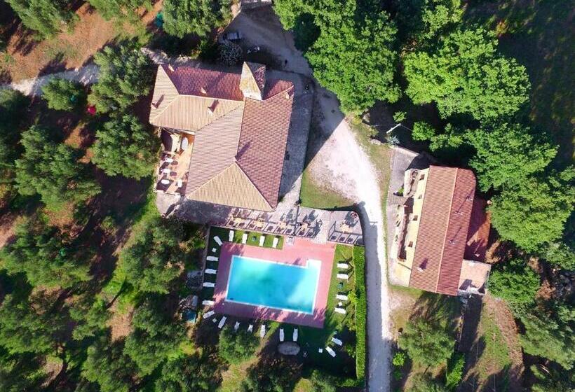 Номер Стандарт, Agriturismo Le Favate