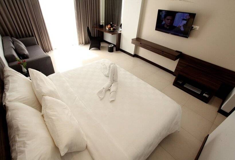 디럭스 룸, Helios Hotel & Convention