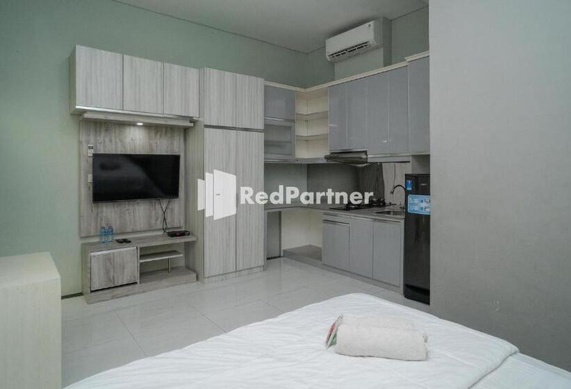 Номер Deluxe, Yayah Rooms Bogor Syariah Mitra Reddoorz