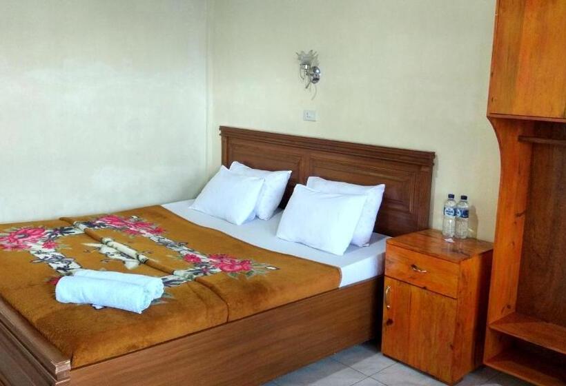 Номер Стандарт, Gokhon Guest House