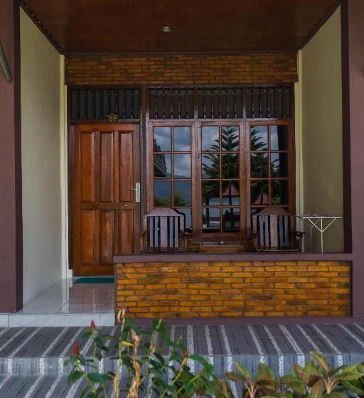 Номер Стандарт, Gokhon Guest House
