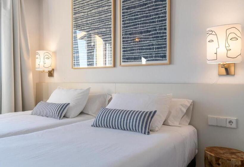 Студия Стандарт Вид на Море, Calallonga Hotel Menorca