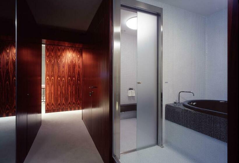 اتاق اجرایی, Unahotels Vittoria Firenze