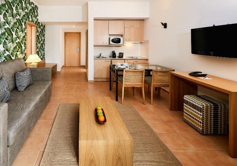 Apartamento 1 Dormitorio con Terraza, NH Marina Portimao Resort