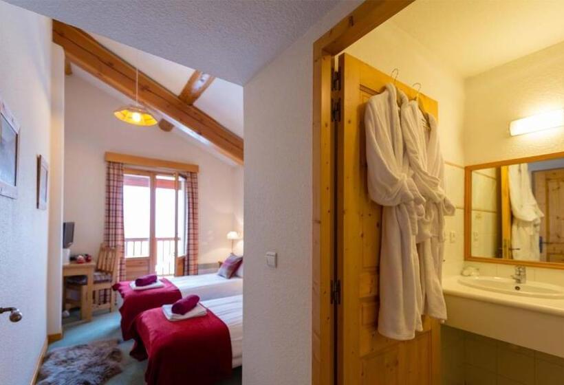 اتاق ساده سه‌ نفره, Chalet Coeur Des Brévières By Chalet Chardons