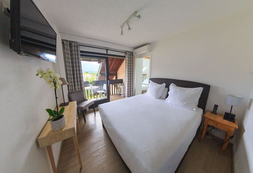 Четырехместный Номер Superior, Logis Hôtel Annecy Nord / Argonay