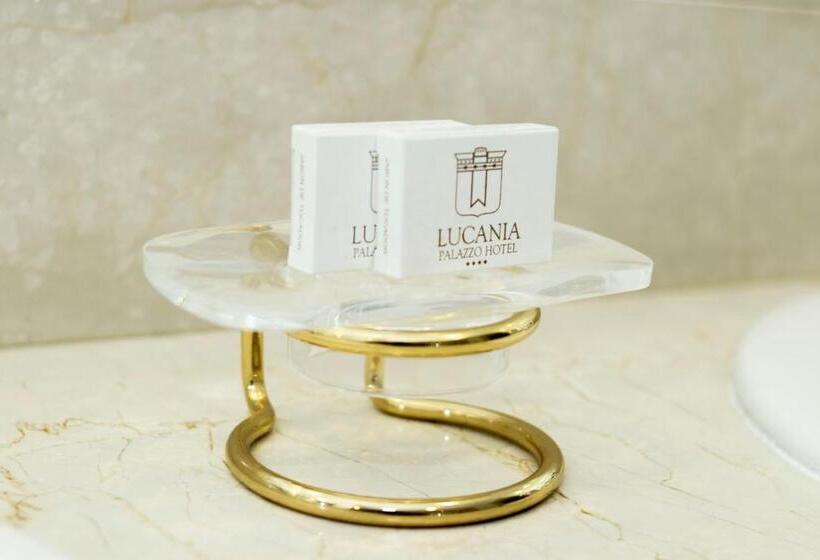 标准间, Lucania Palazzo