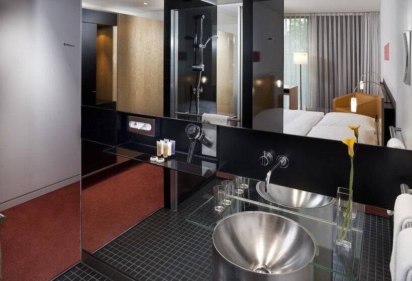 Номер Стандарт, Innside By Meliá Düsseldorf Seestern