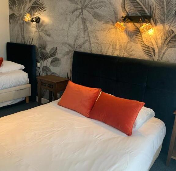 Четырехместный Номер Стандарт, Auberge Du Cheval Blanc