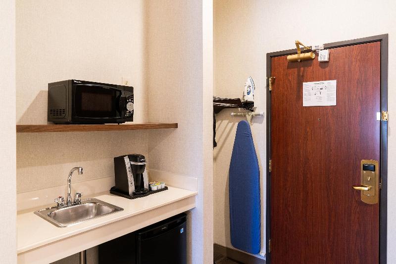 스위트, Holiday Inn Express Davis University Area, An Ihg