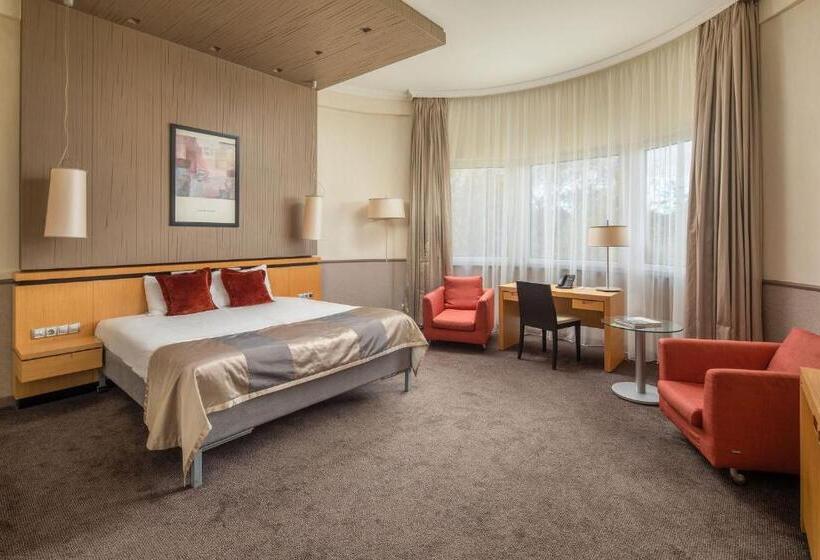 Полулюкс, Mamaison Hotel Andrassy Budapest