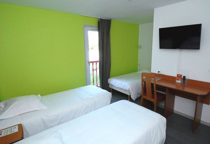 Номер Стандарт Трехместный, B Hotel Troyes Aéroport