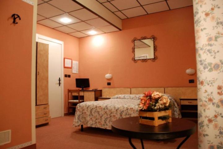 스탠다드 발코니 룸, Albergo Sangrilà