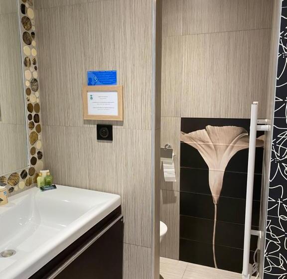 Номер Комфорт Вид на Море, Hôtel L Albatros
