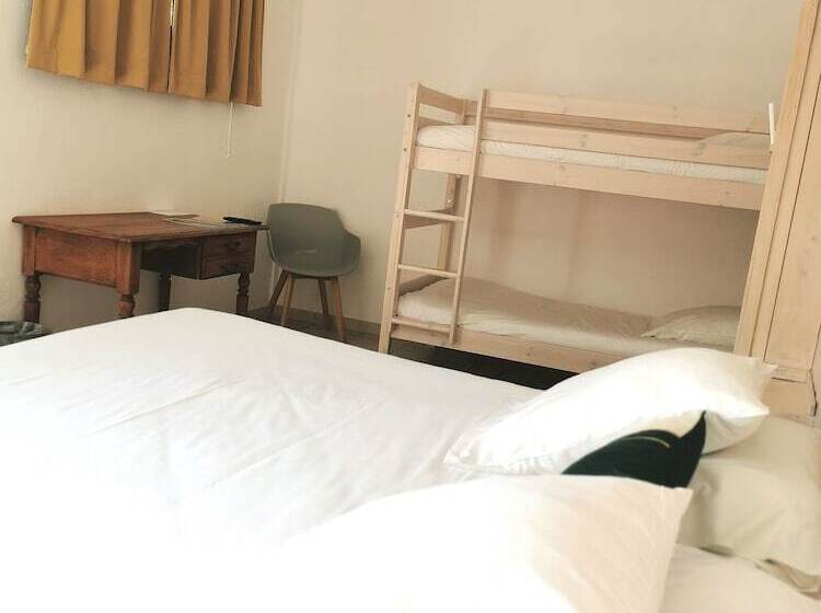 Семейный Номер, L Auberge Camarguaise