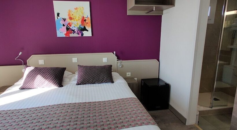 可观海景的舒适型房间, Logis Hôtel Les Bleuets