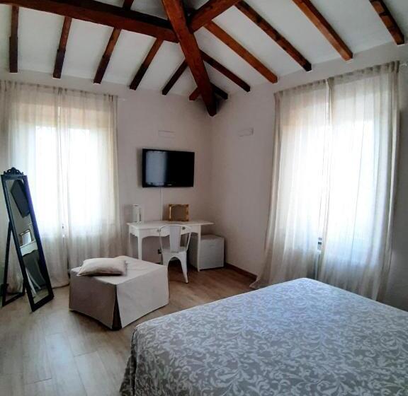 스탠다드 룸 호수 전망, Vistalago Versilia