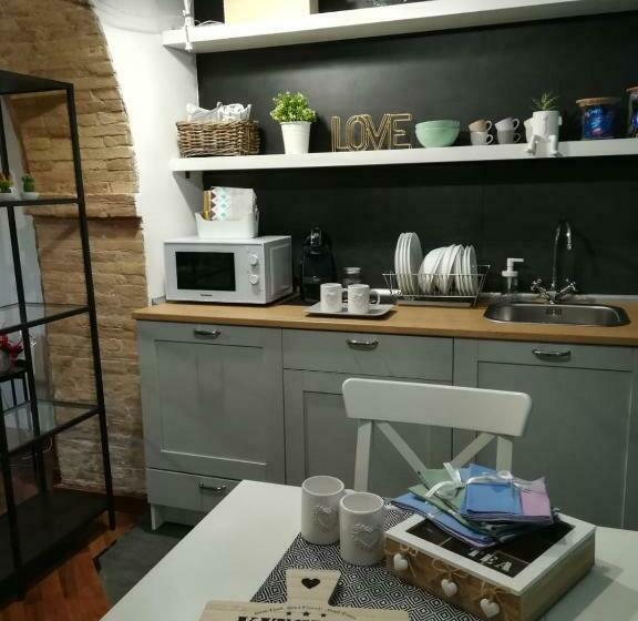 استودیوی استاندارد, B&b Piccolo Loft Del Borgo