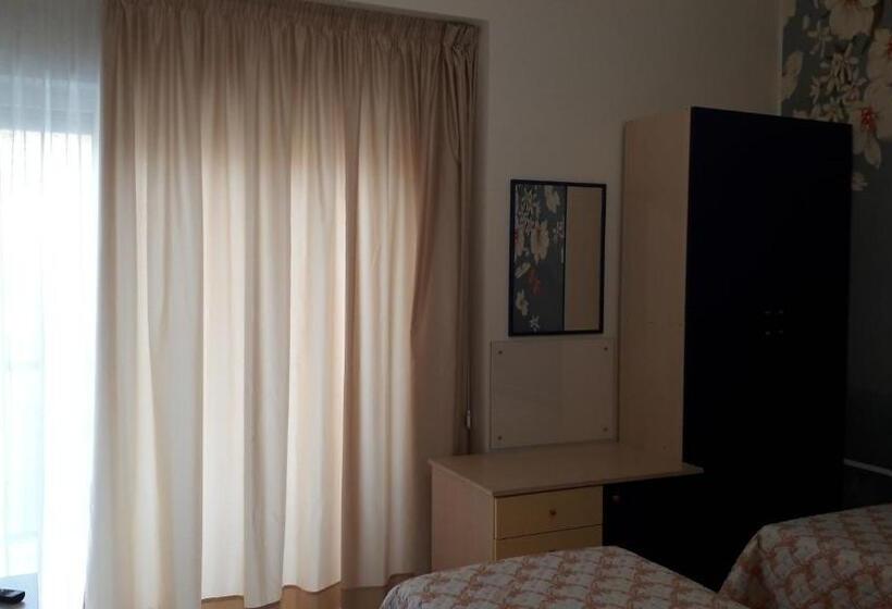 Номер Стандарт с Террасой, B&b Vistamare