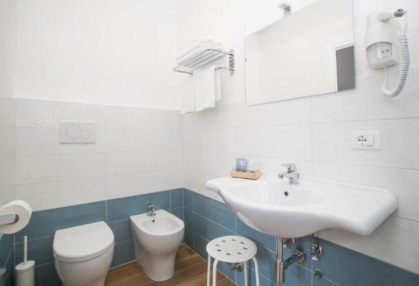 Номер Deluxe с Балконом, Mediterranean Rooms