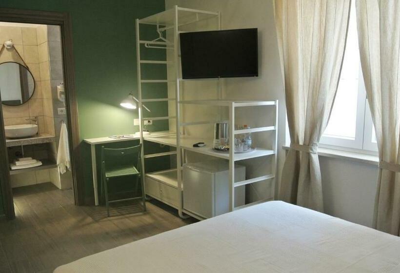 スタンダードルーム, Quattordici B&b
