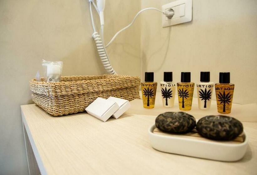 豪华房间, Palazzo Taranto Luxury Rooms