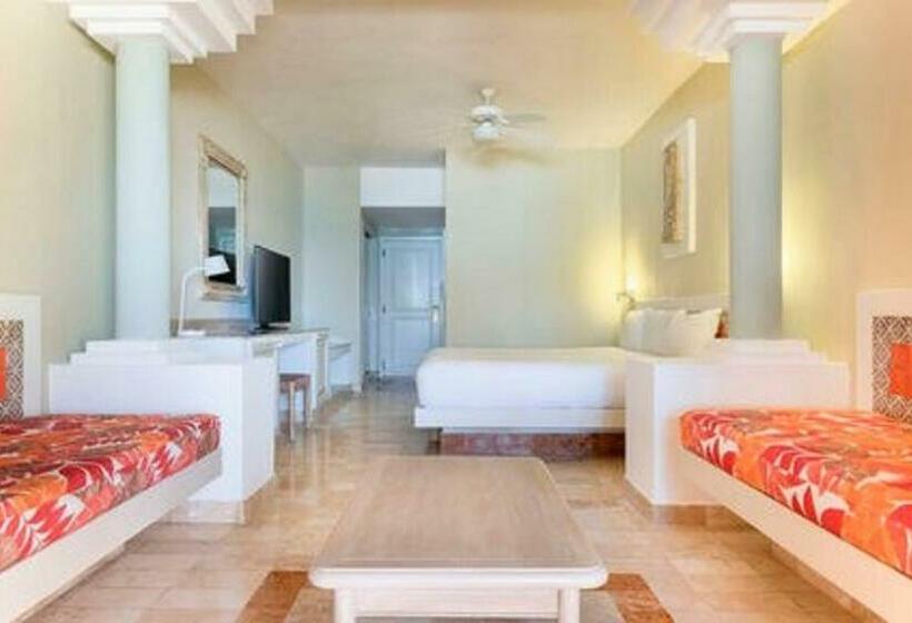 Junior Suite mit Meerblick, Iberostar Waves Quetzal