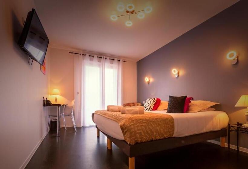 Номер Стандарт, Hotel le Tourisme