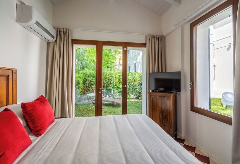 Апартаменты Superior 1 Спальня, Select Suites & Spa   Apartments