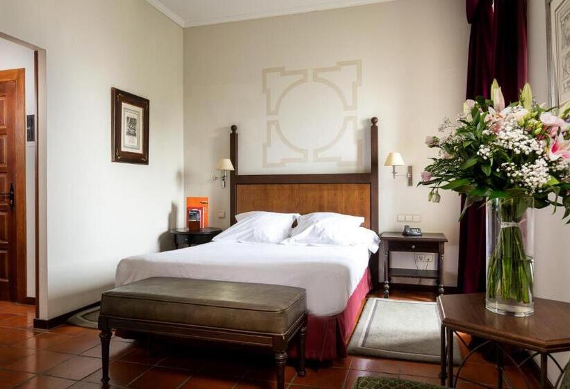 Номер Стандарт, Parador De Monforte De Lemos