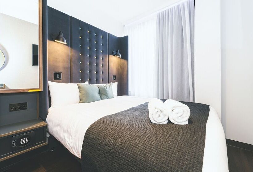 Номер Стандарт, Point A London Liverpool Street