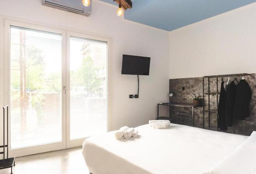 اتاق لوکس با تخت بزرگ, A Casa B&b