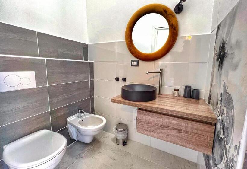 اتاق لوکس, A Casa B&b