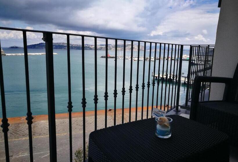 带海景的高档三人间, Vento Di Mare
