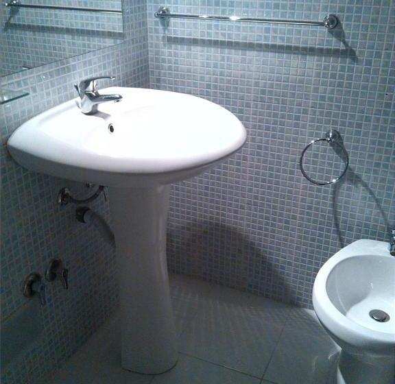 اتاق استاندارد یک نفره, B&b Largo Barile