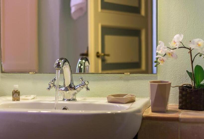 اتاق لوکس, B&b Chez Nous   Città Della Pieve