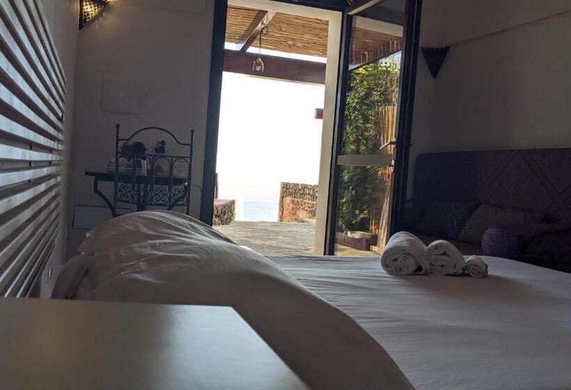 디럭스 트리플 룸, Horizon Pantelleria