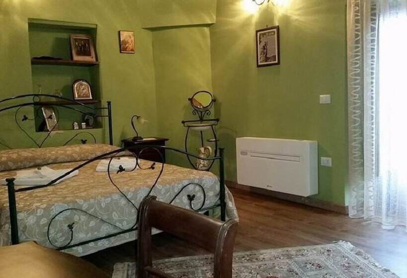 Трехместный Номер Deluxe, Bed & Breakfast Dhafna Civita