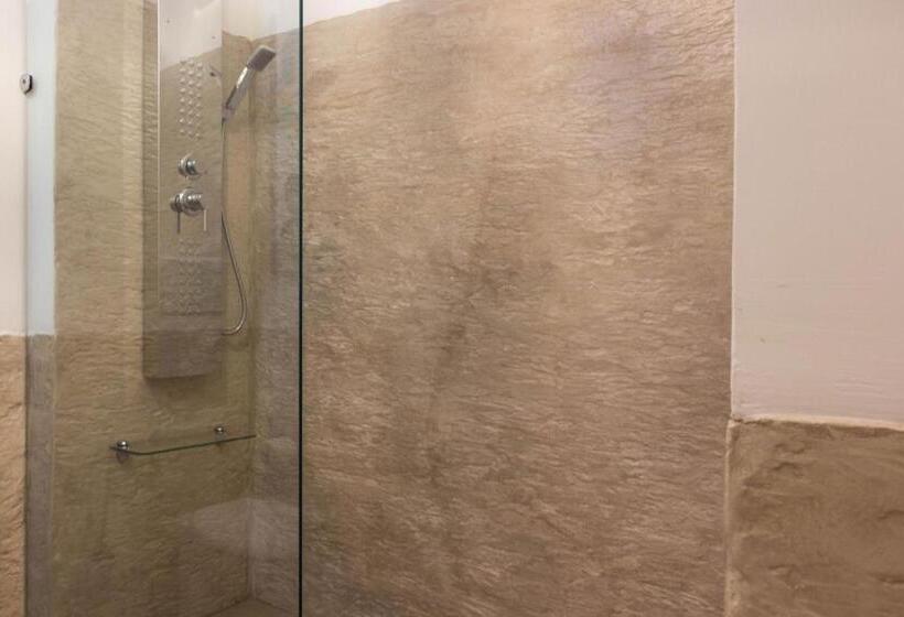 Семейный Номер, Palazzinapulia