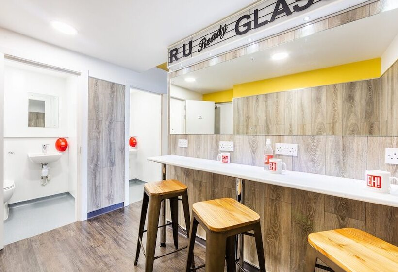 سوییت, Euro Hostel Glasgow