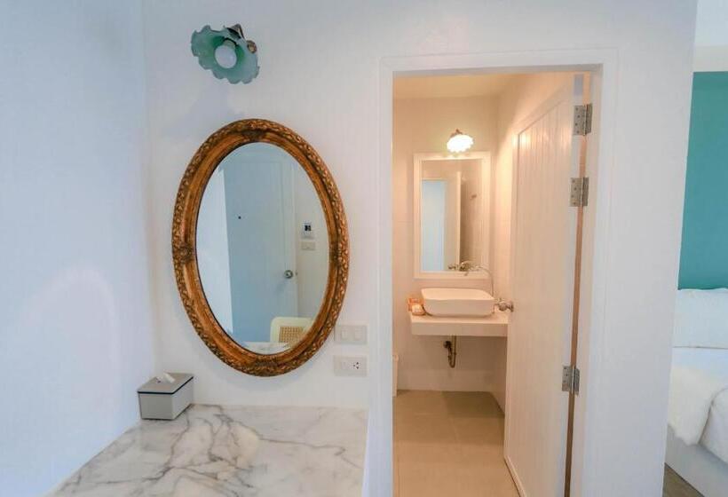 اتاق سوپریور سه تخته, Banpu Koh Chang Resort