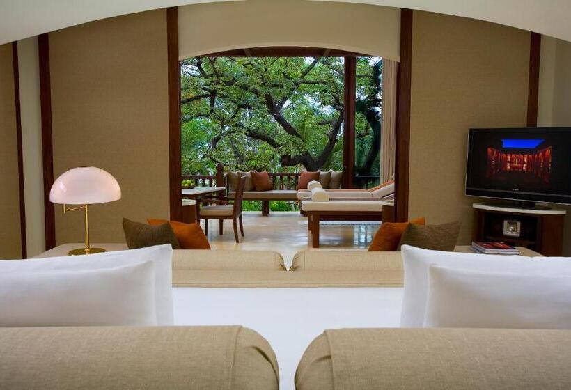 Люкс с Балконом, Hyatt Regency Hua Hin