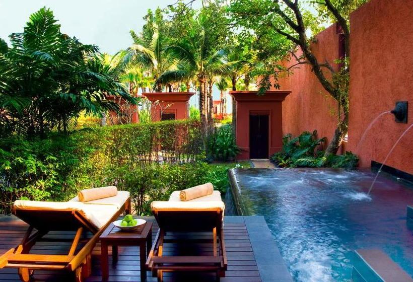 Люкс с Бассейном, Hyatt Regency Hua Hin
