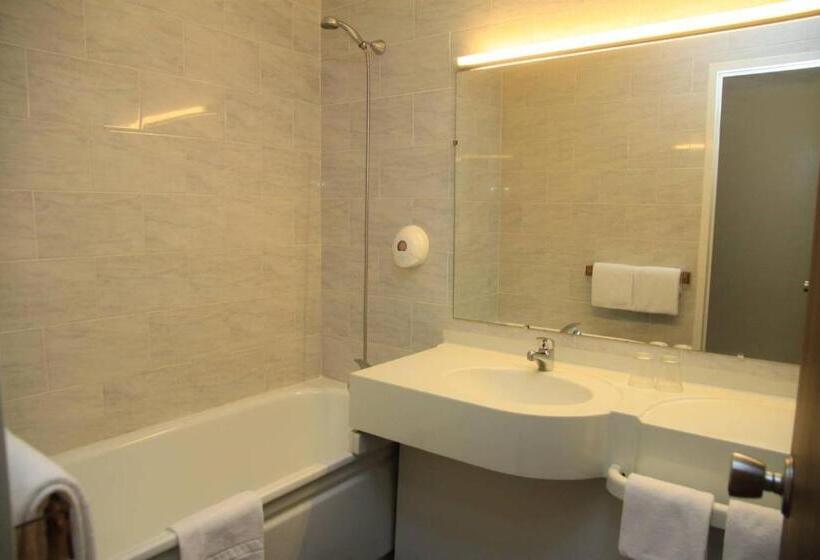 Номер Стандарт, Isola Hôtel